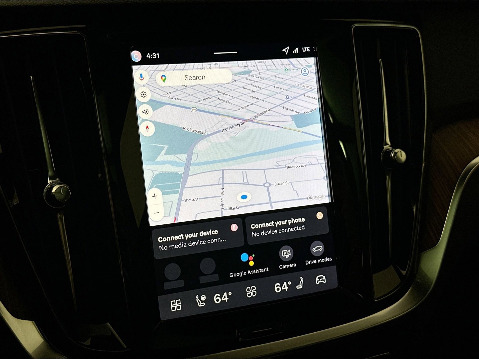 New 2026 Volvo V60 B5 Cross Country Plus w/ Climate Package image 15