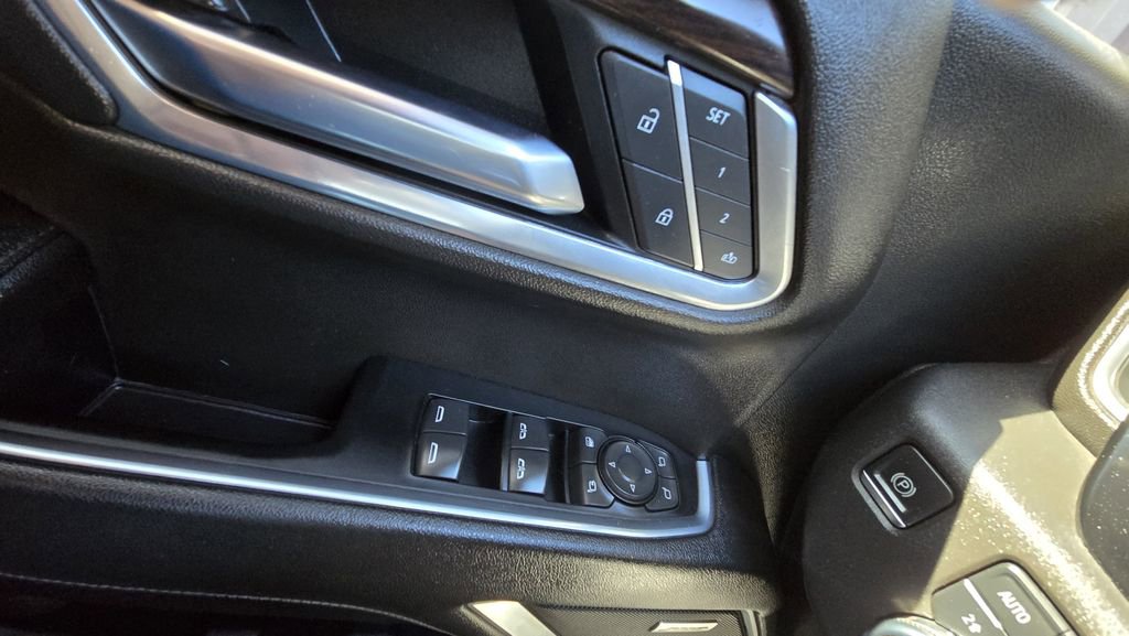 Used 2022 GMC Sierra 1500 SLT w/ SLT Premium Plus Package image 12