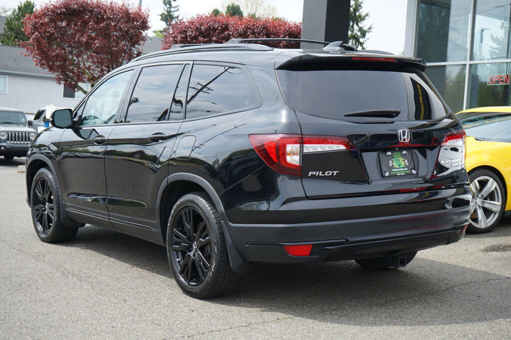 Used 2021 Honda Pilot Black Edition image 3