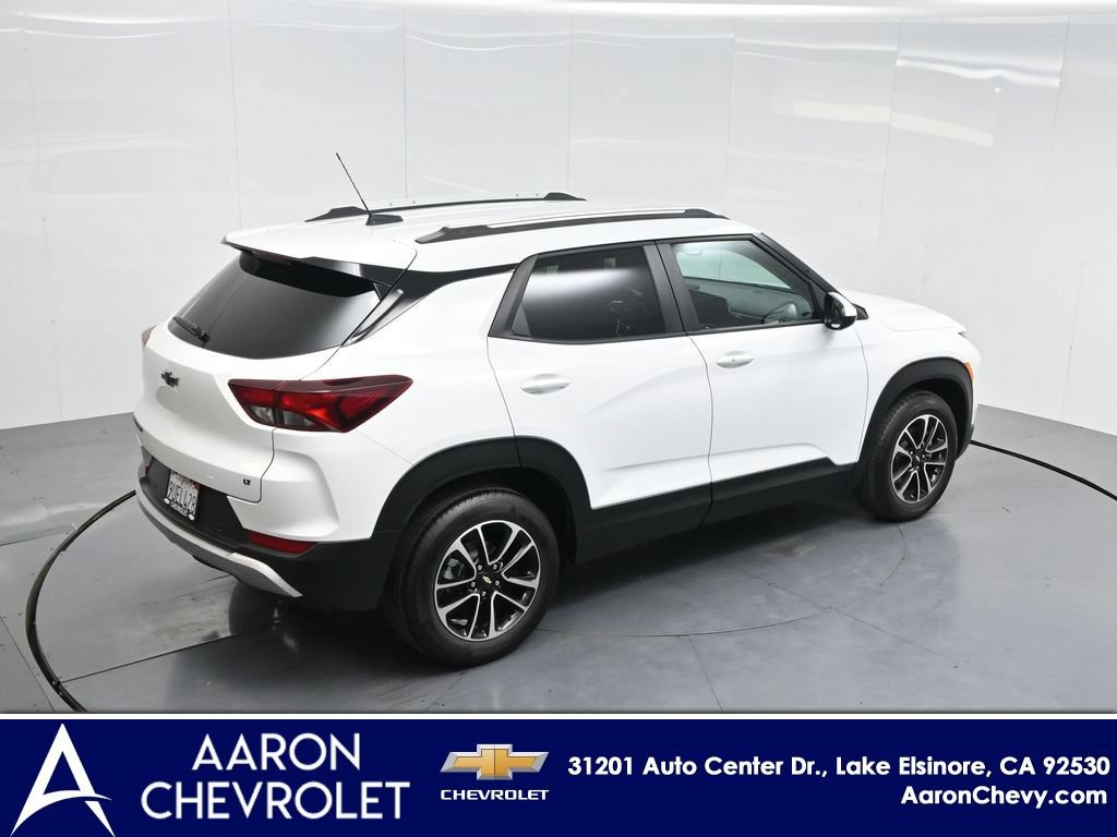 New 2025 Chevrolet TrailBlazer LT w/ Convenience Package FWD image 53