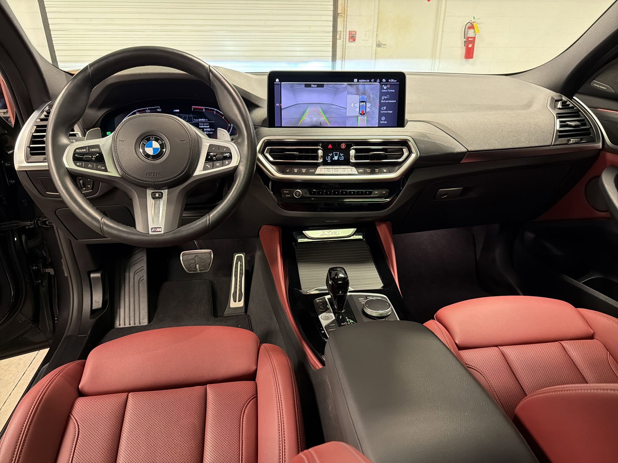 Certified 2024 BMW X4 xDrive30i w/ Premium Package image 27