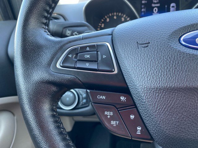 Used 2017 Ford Escape Titanium w/ Equipment Group 301A AWD/4WD image 21