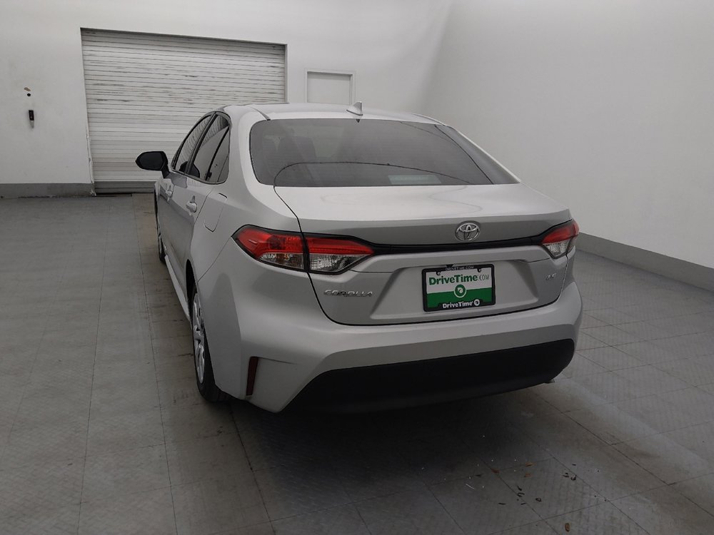 Used 2023 Toyota Corolla LE image 5