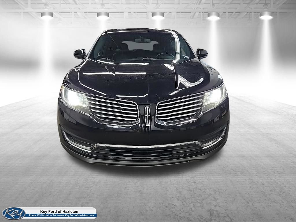 Used 2018 Lincoln MKX Reserve AWD/4WD image 2