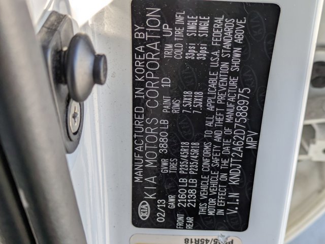 Used 2013 Kia Soul ! w/ Premium Pkg image 16