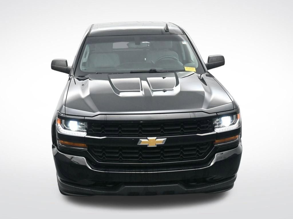 Used 2017 Chevrolet Silverado 1500 Custom w/ Custom Convenience Package AWD/4WD image 21