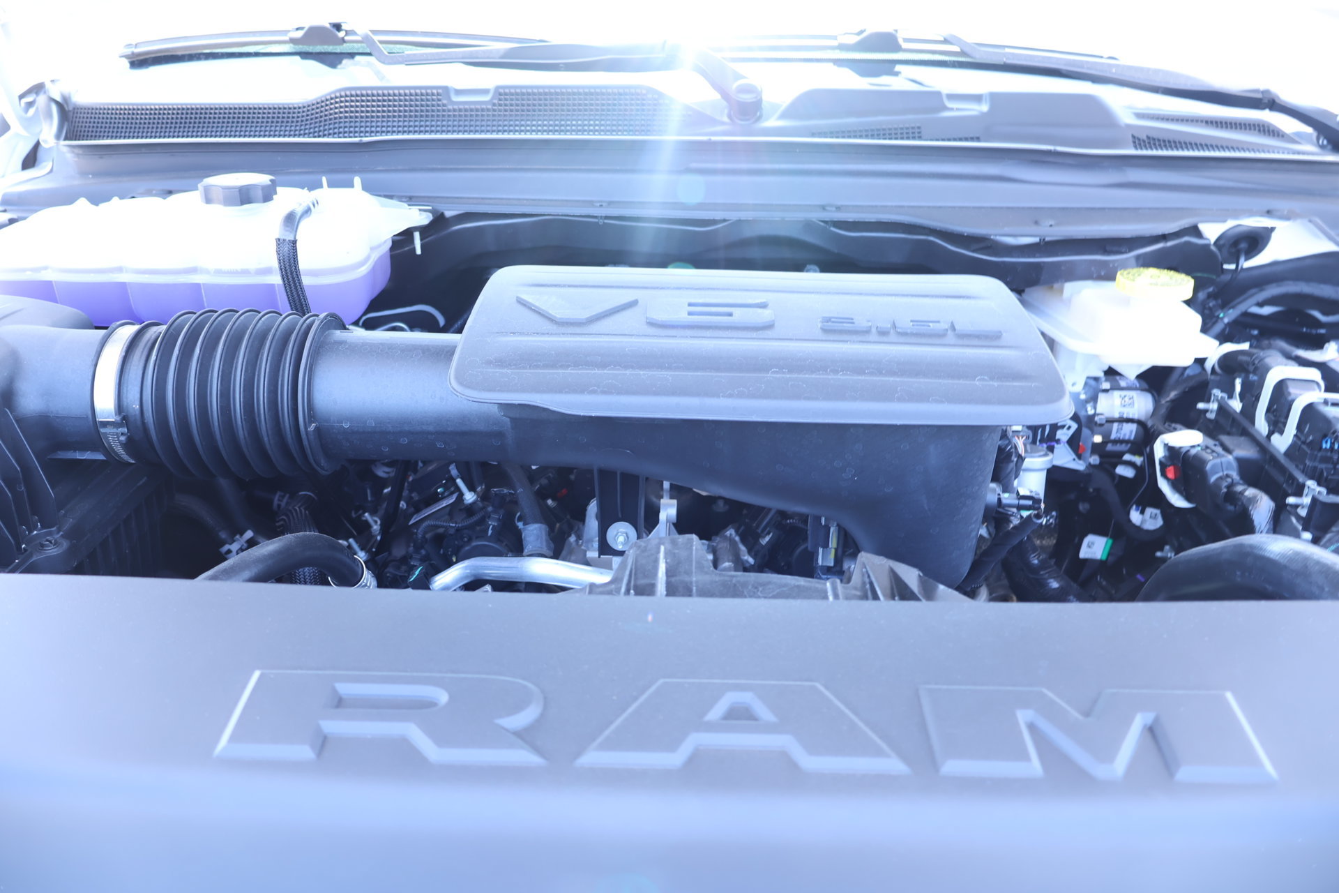 New 2026 RAM 1500 Tradesman AWD/4WD image 18