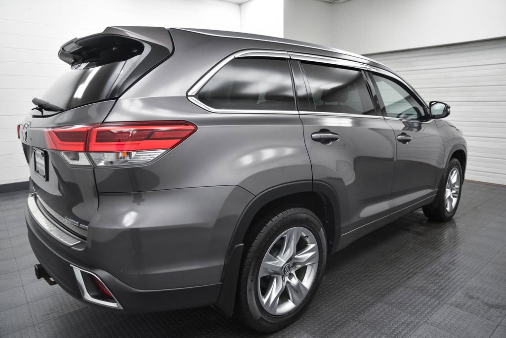 Used 2018 Toyota Highlander image 7