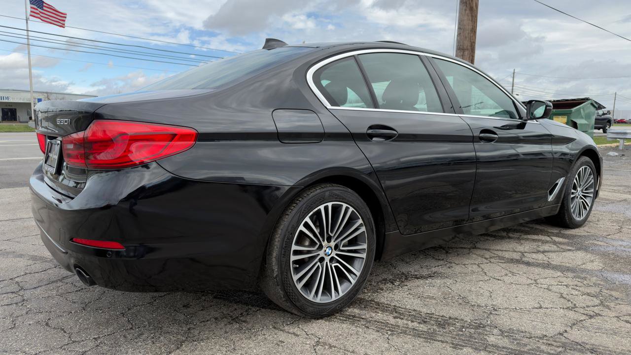 Used 2019 BMW 530i xDrive w/ Convenience Package image 11