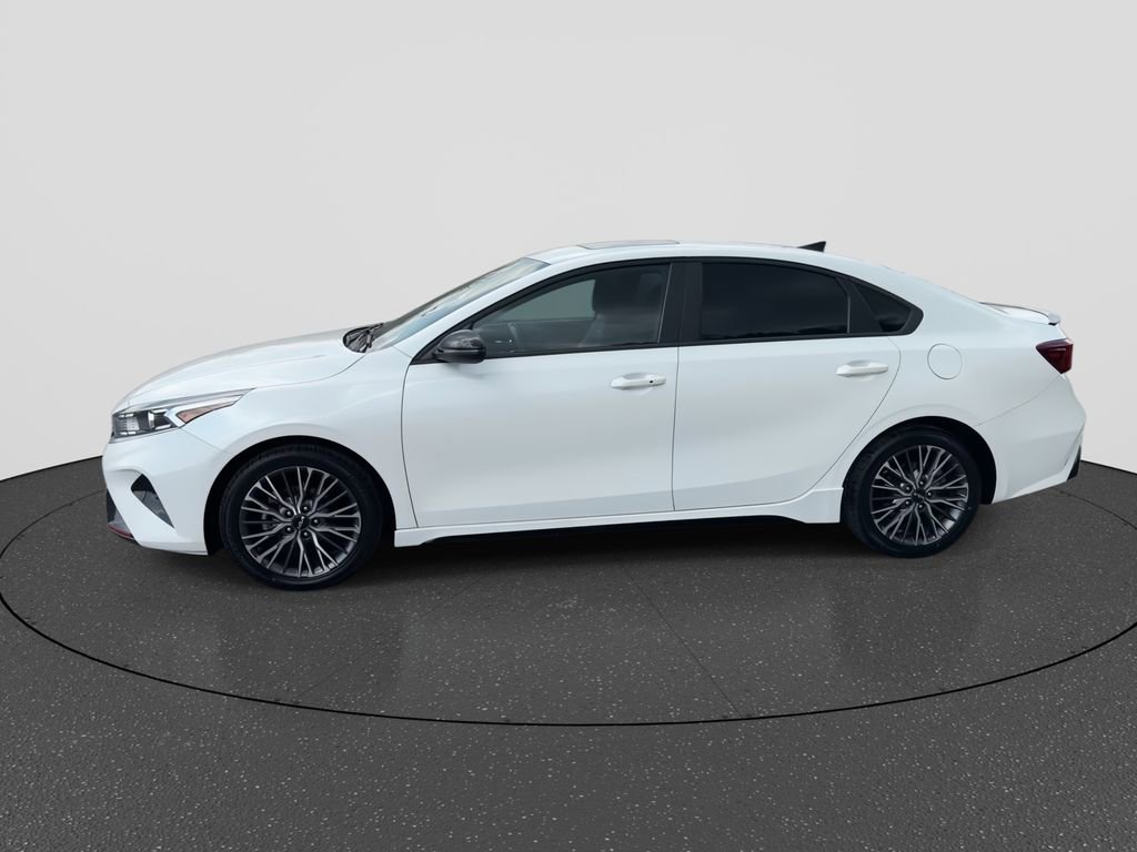 Used 2022 Kia Forte GT-Line w/ GT-Line Premium Package FWD image 5