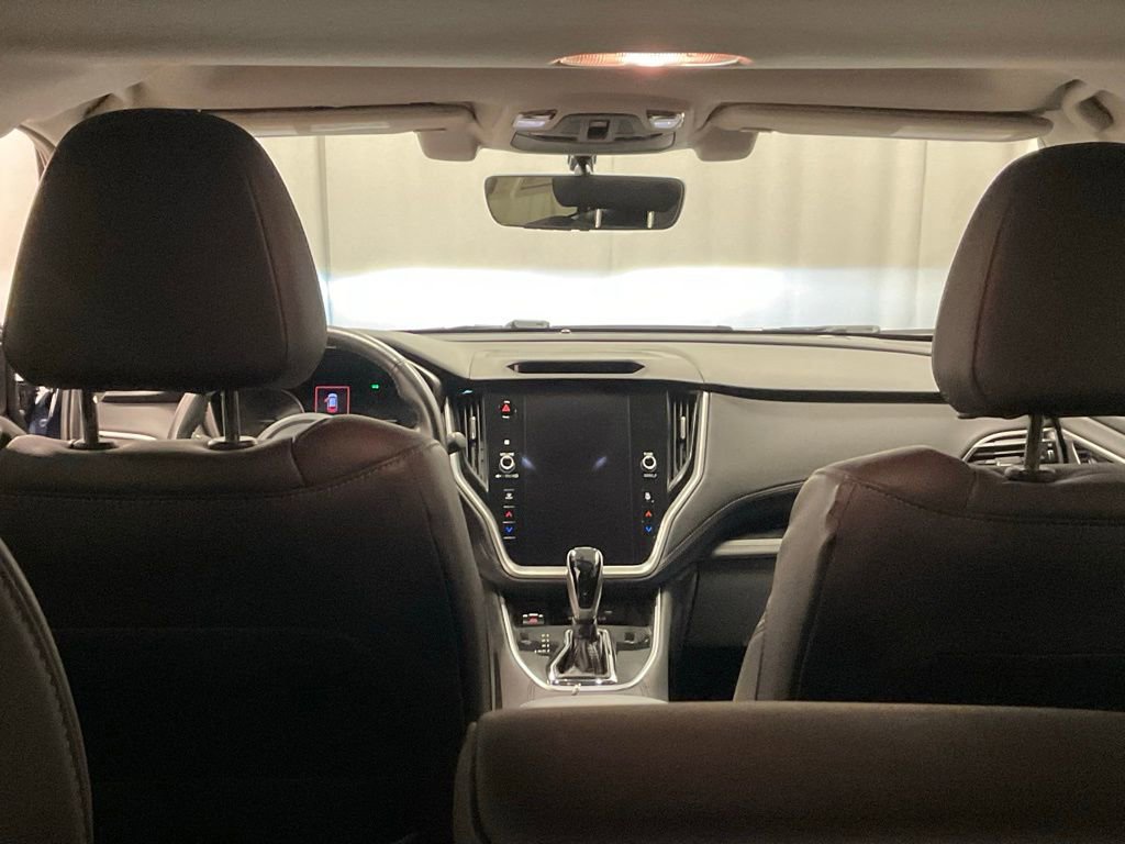 Used 2021 Subaru Outback Limited image 31