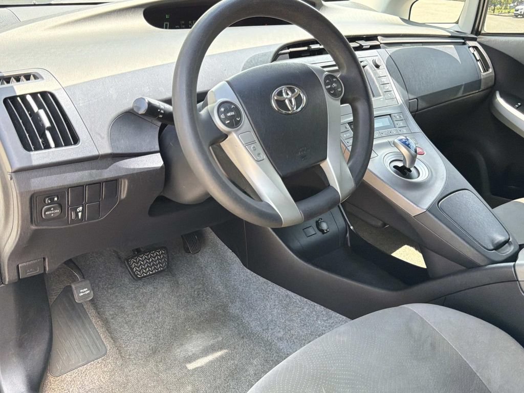 Used 2015 Toyota Prius Two FWD image 12