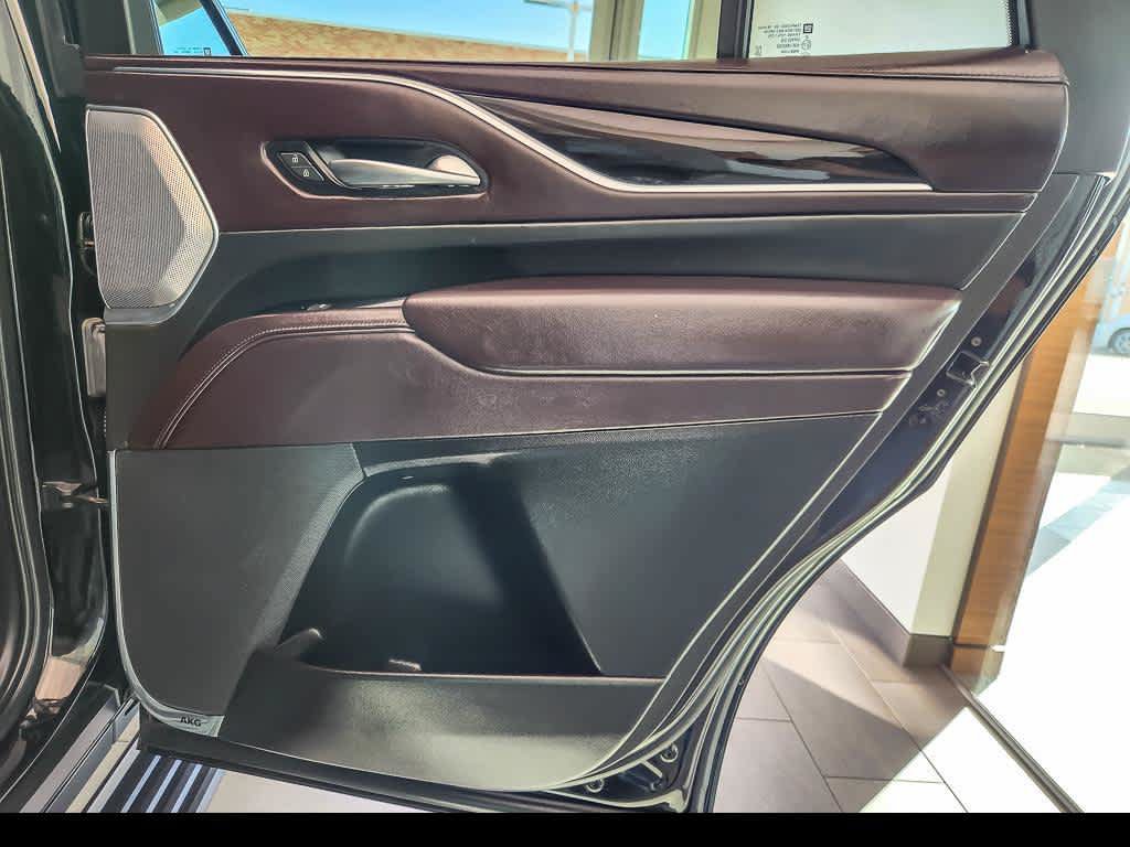 Used 2021 Cadillac Escalade Premium Luxury Platinum w/ LPO, Floor Liner Package AWD/4WD image 26