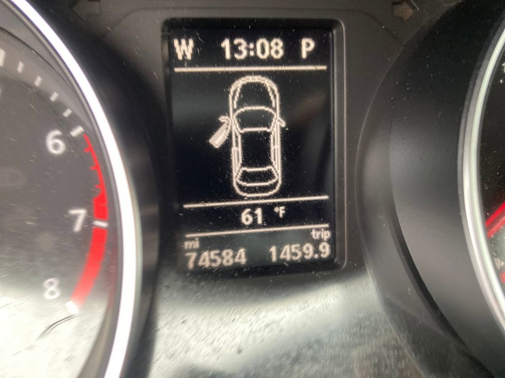 Used 2017 Volkswagen Jetta SEL image 21