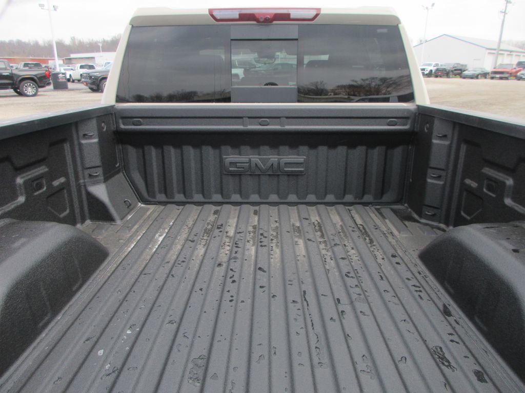 New 2026 GMC Sierra 1500 AT4 w/ AT4 Premium Package image 7