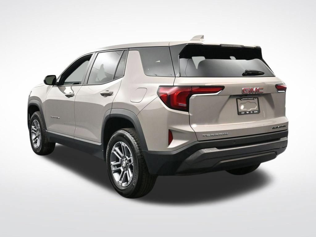 Used 2026 GMC Terrain Elevation image 3