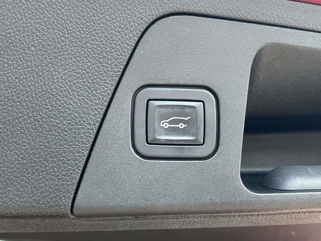 Used 2017 Buick Envision Essence FWD image 22