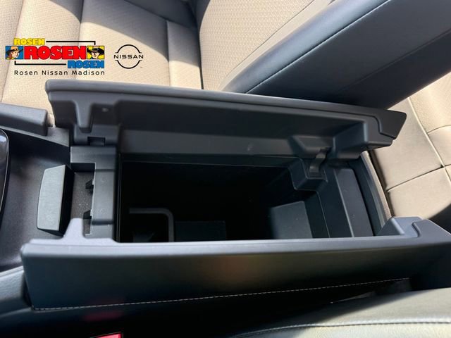 Certified 2023 Nissan Rogue SV w/ SV Premium B Package AWD/4WD image 21