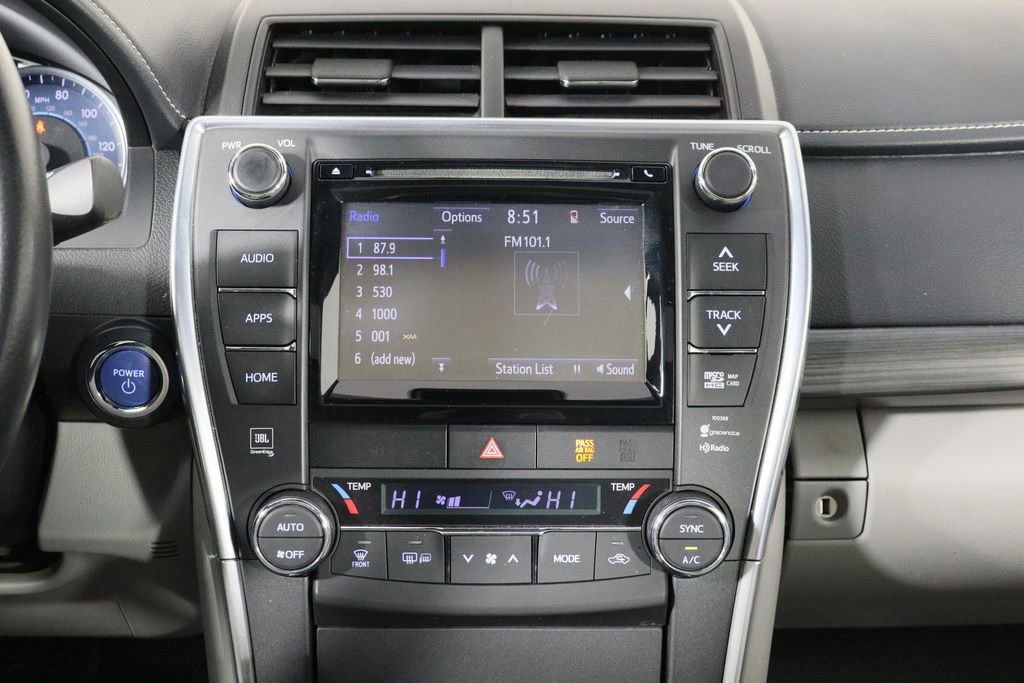 Used 2015 Toyota Camry XLE w/ Moonroof Package image 27
