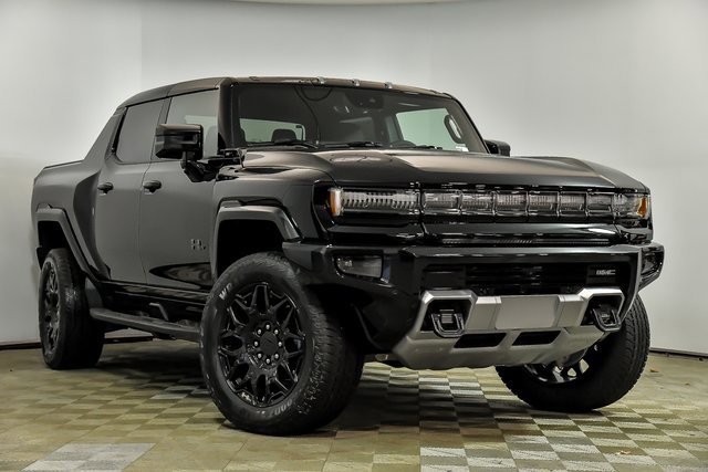 New 2025 GMC Hummer EV 3X w/ LPO, Dark Essentials Package