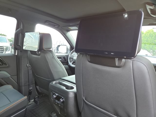 New 2026 GMC Yukon XL AT4 w/ AT4 Premium Plus Package AWD/4WD image 26