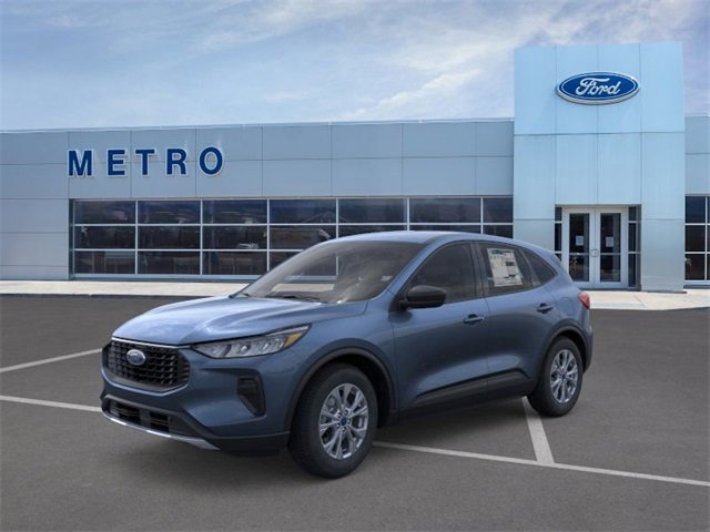 New 2025 Ford Escape Active w/ Cold Weather Package image 2