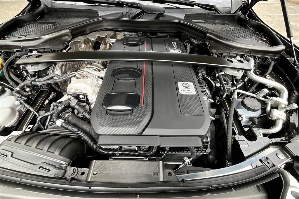 New 2025 Mercedes-Benz GLC 63 AMG S image 11
