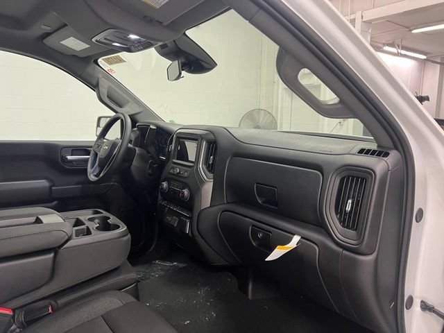 New 2026 Chevrolet Silverado 1500 Custom w/ Turbomax Blackout Package AWD/4WD image 24