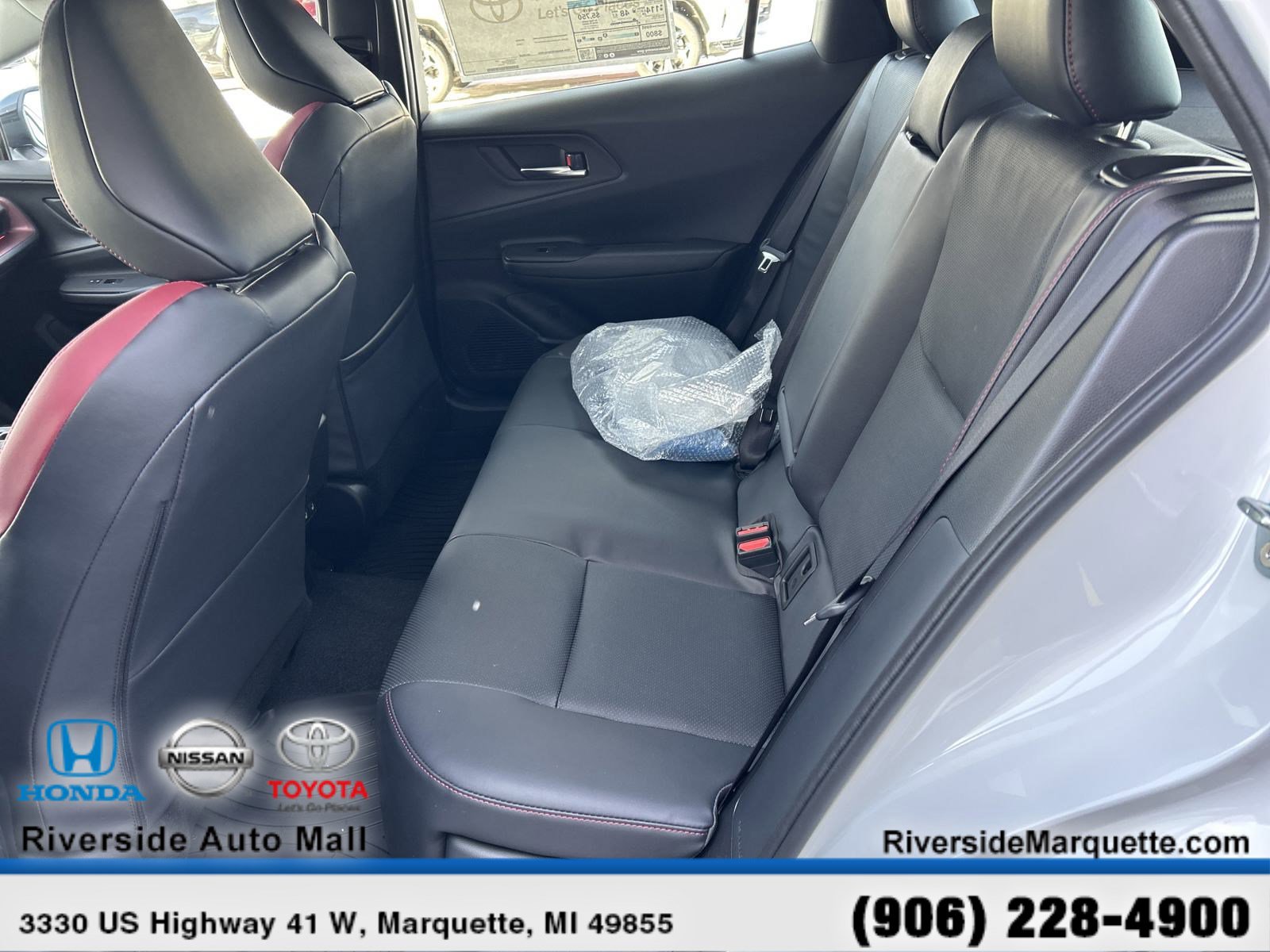 Used 2024 Toyota Prius Prime Premium w/ Advanced Technology Package FWD image 26