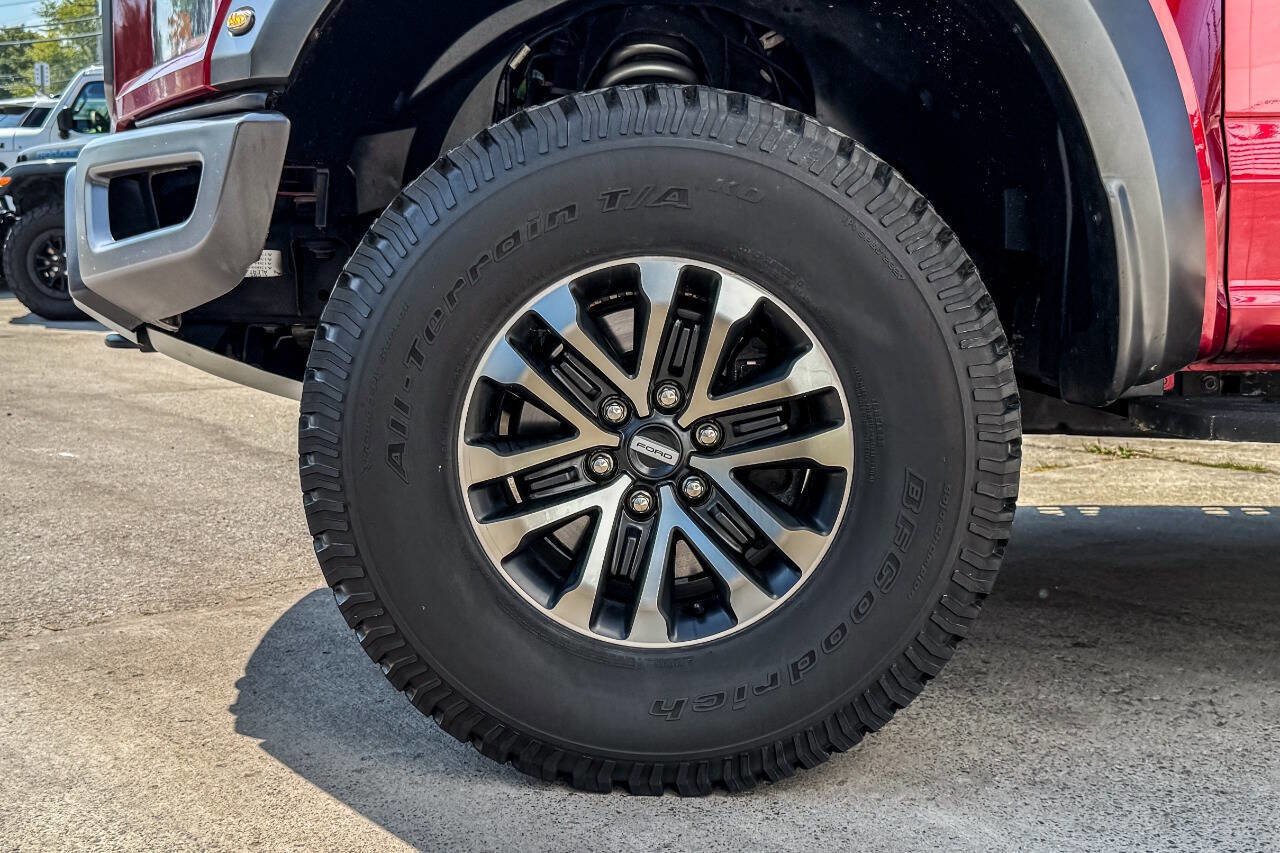 Used 2019 Ford F150 Raptor w/ Equipment Group 801A Mid image 26