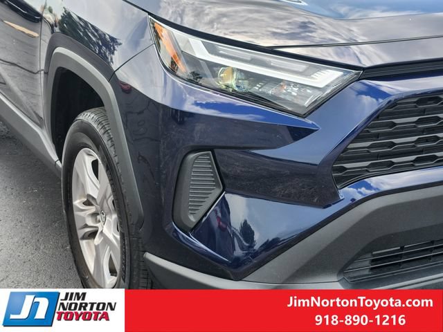 Used 2025 Toyota RAV4 XLE FWD image 9