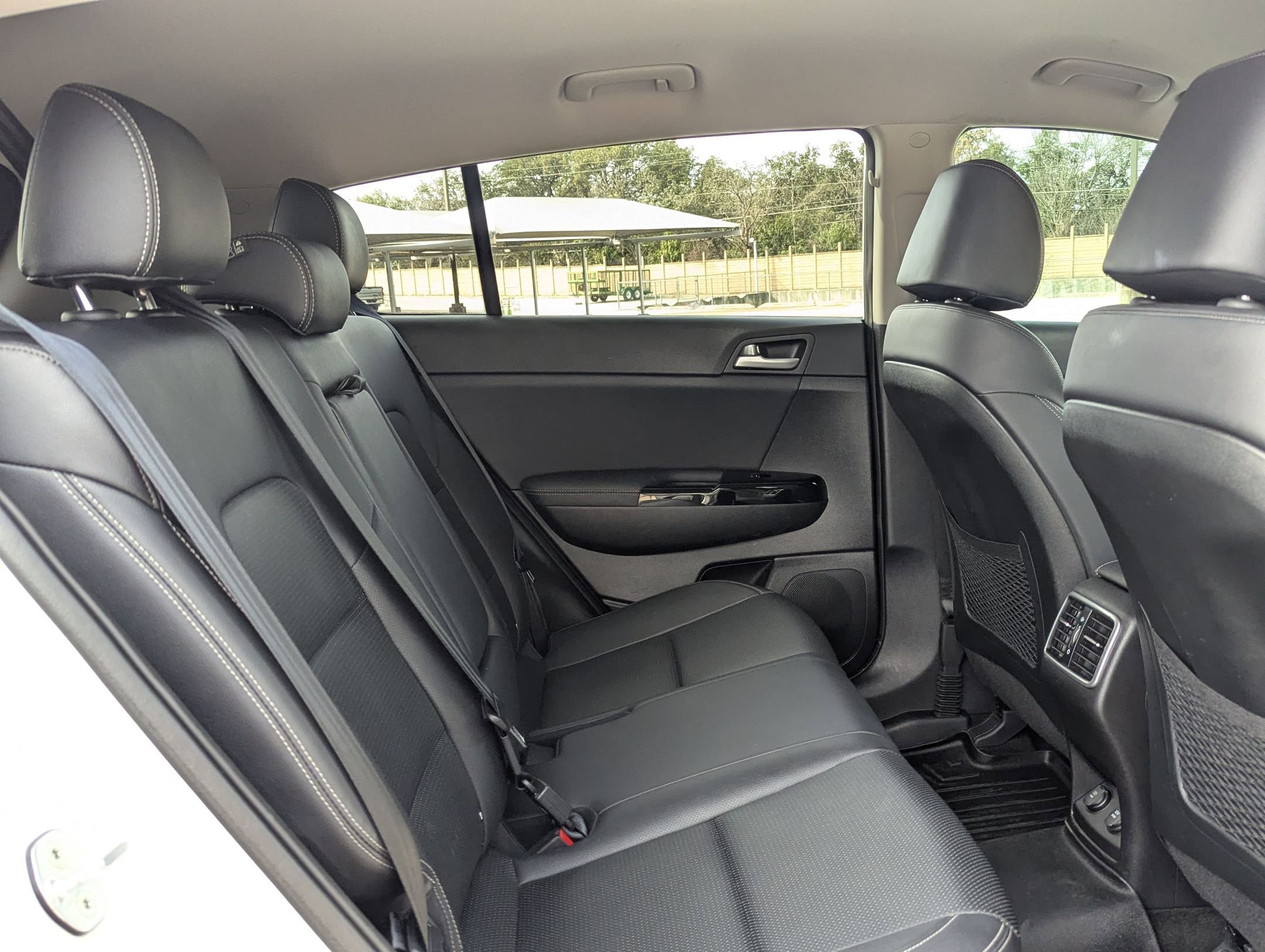 Used 2020 Kia Sportage EX FWD image 26