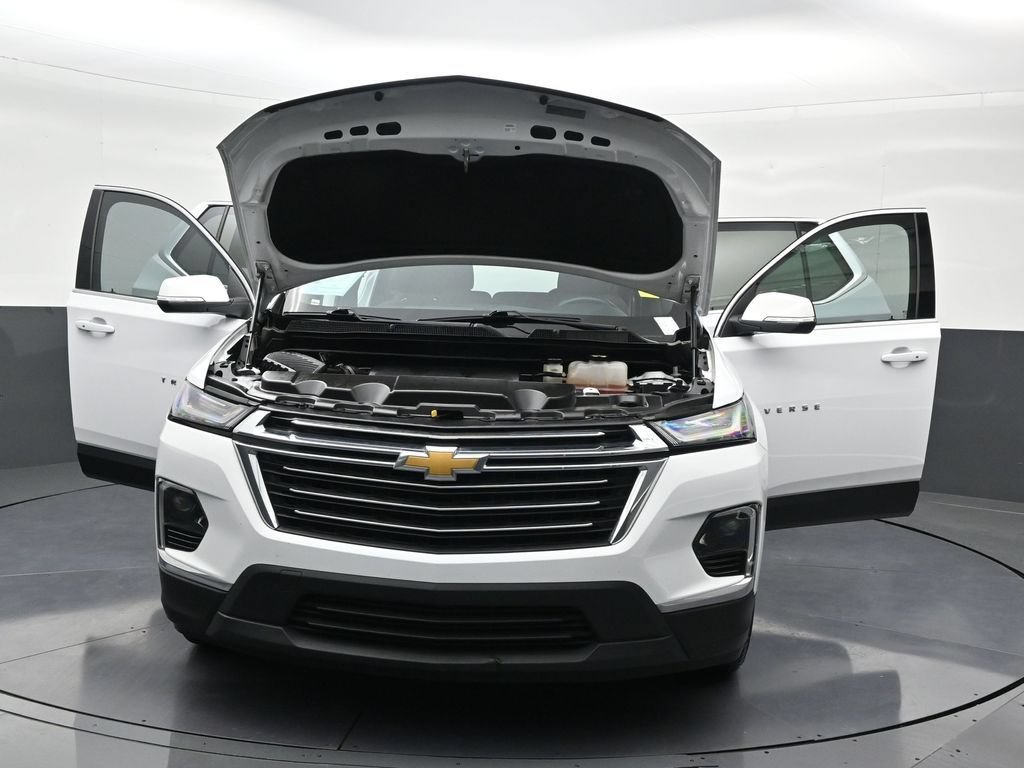 Used 2023 Chevrolet Traverse LT FWD image 45