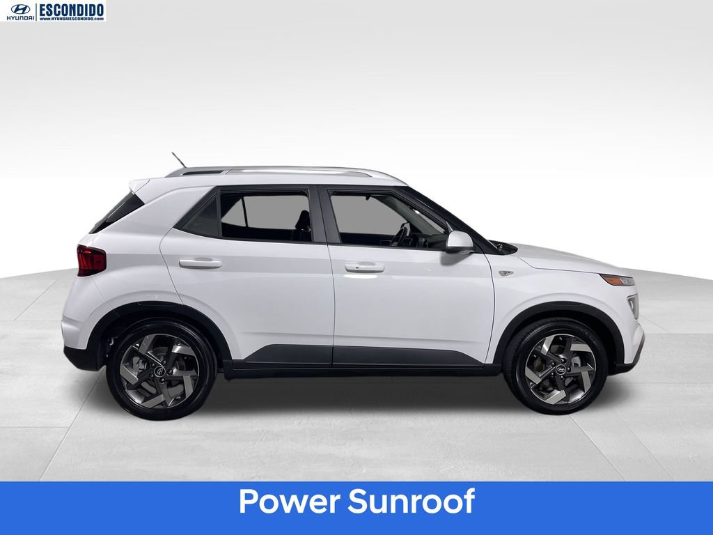 Certified 2025 Hyundai Venue SEL FWD image 6