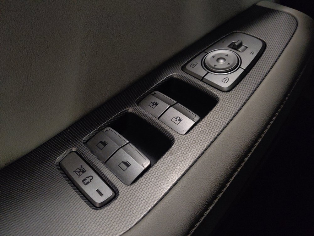 Used 2021 Hyundai Palisade Limited w/ Cargo Package image 27