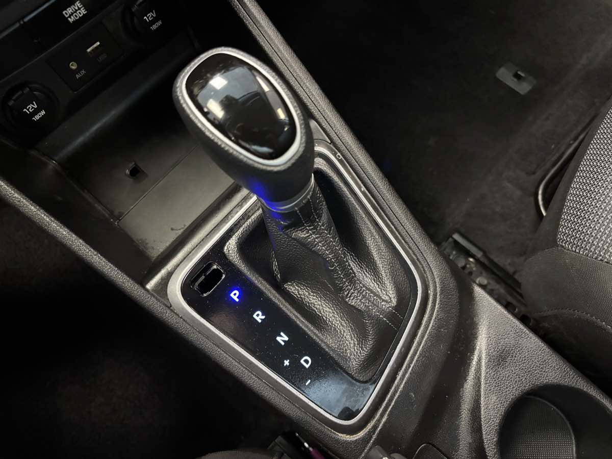 Used 2022 Hyundai Accent SE FWD image 18