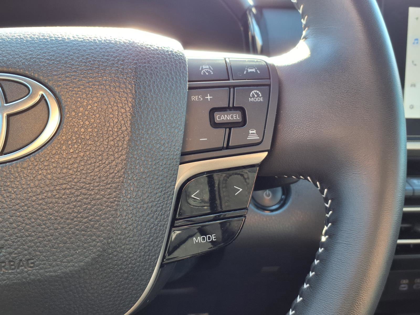 Certified 2025 Toyota Camry SE FWD image 16