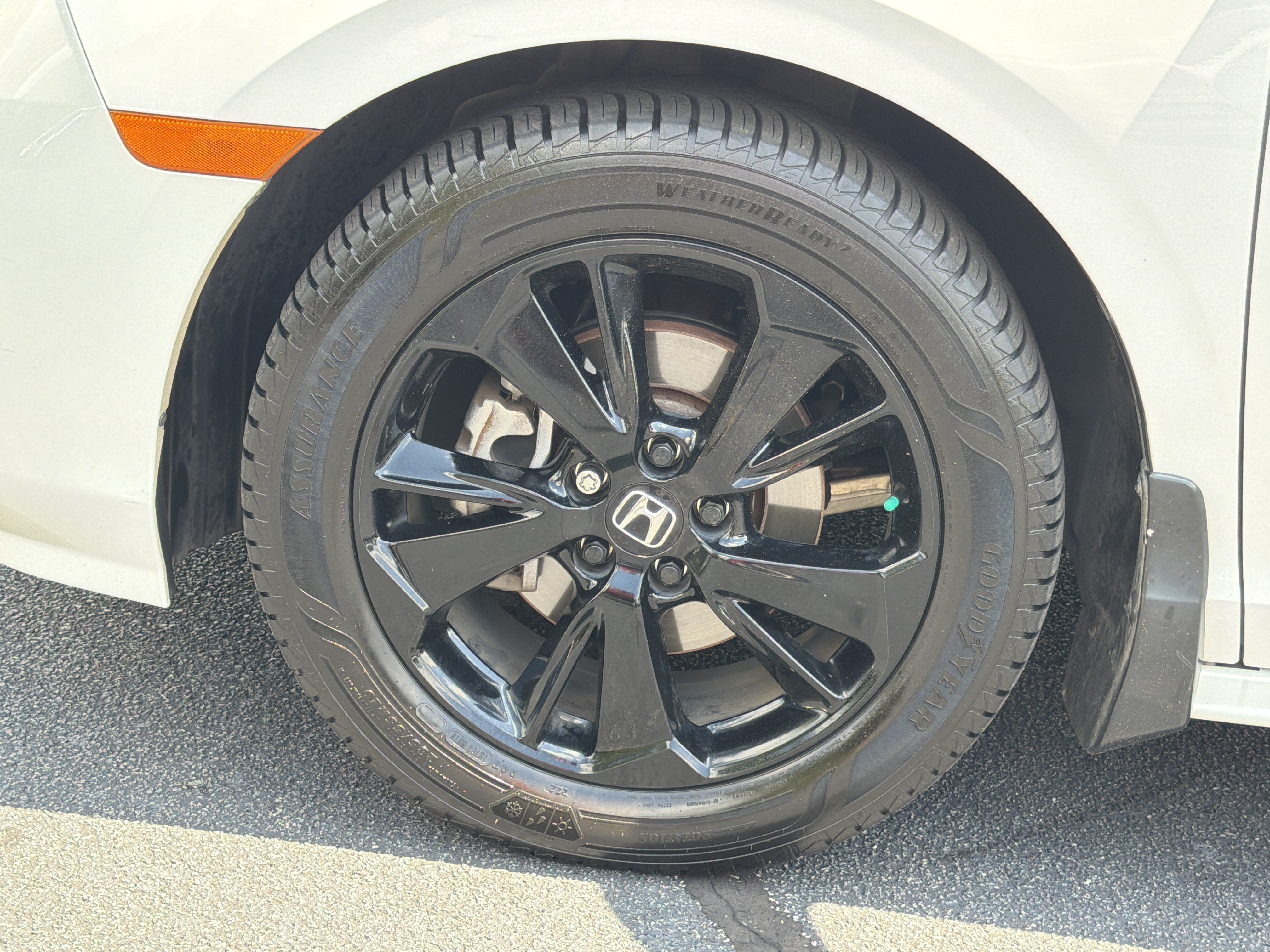 Certified 2024 Honda Odyssey Sport image 31