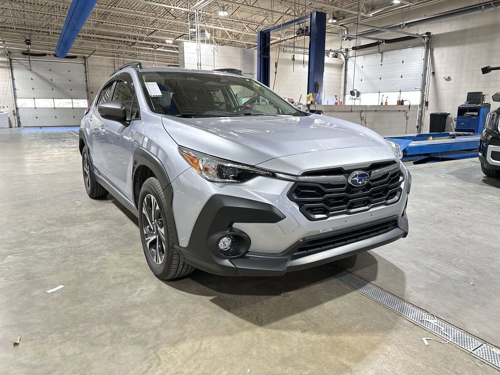Used 2024 Subaru Crosstrek 2.0i Premium image 2