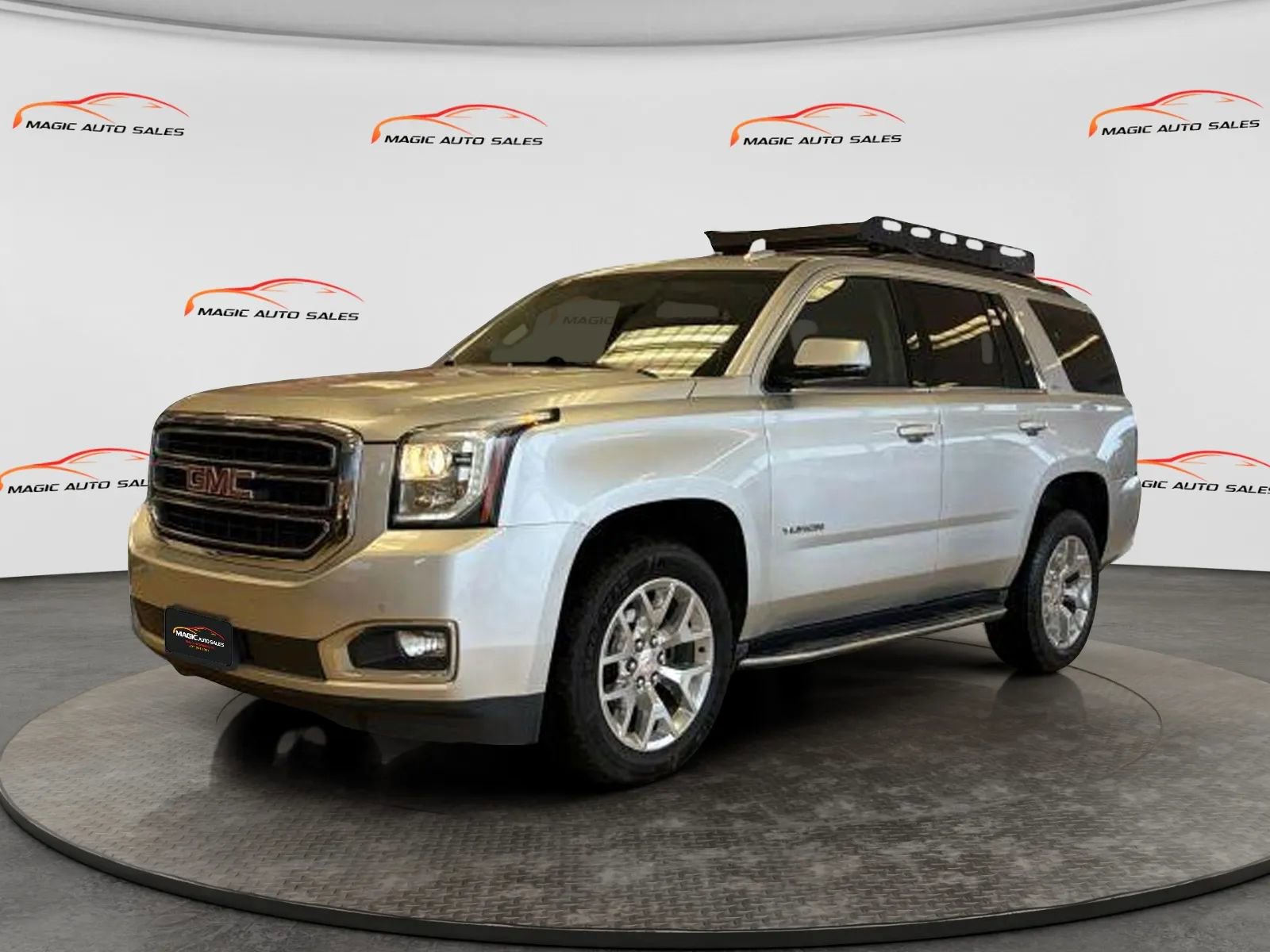 Used 2017 GMC Yukon SLT w/ Open Road Package image 1