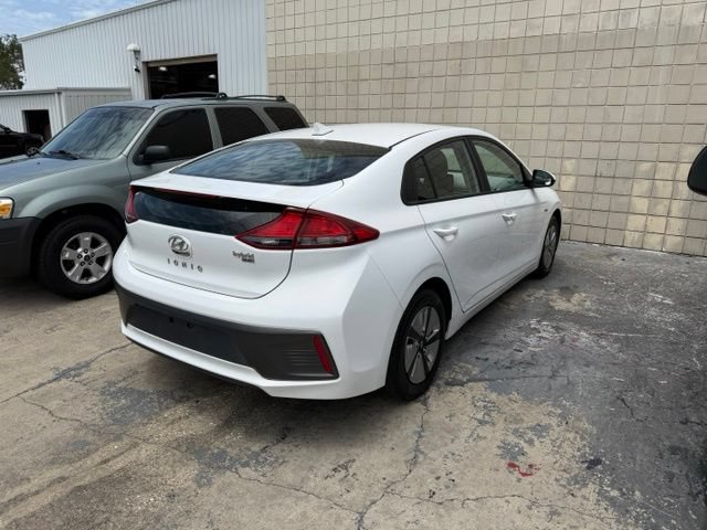 Used 2020 Hyundai Ioniq Blue FWD image 3