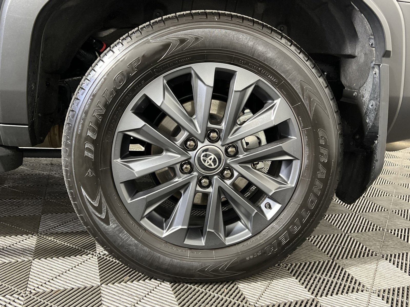 Used 2024 Toyota Land Cruiser image 12