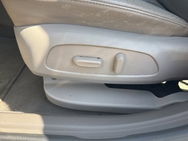 Used 2018 Chevrolet Cruze Premier w/ Enhanced Convenience Package image 18