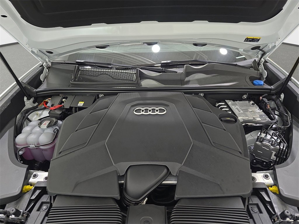 New 2025 Audi Q8 Premium Plus image 30