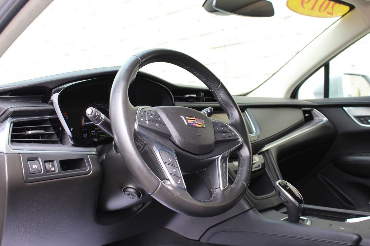 Used 2019 Cadillac XT5 Luxury image 10