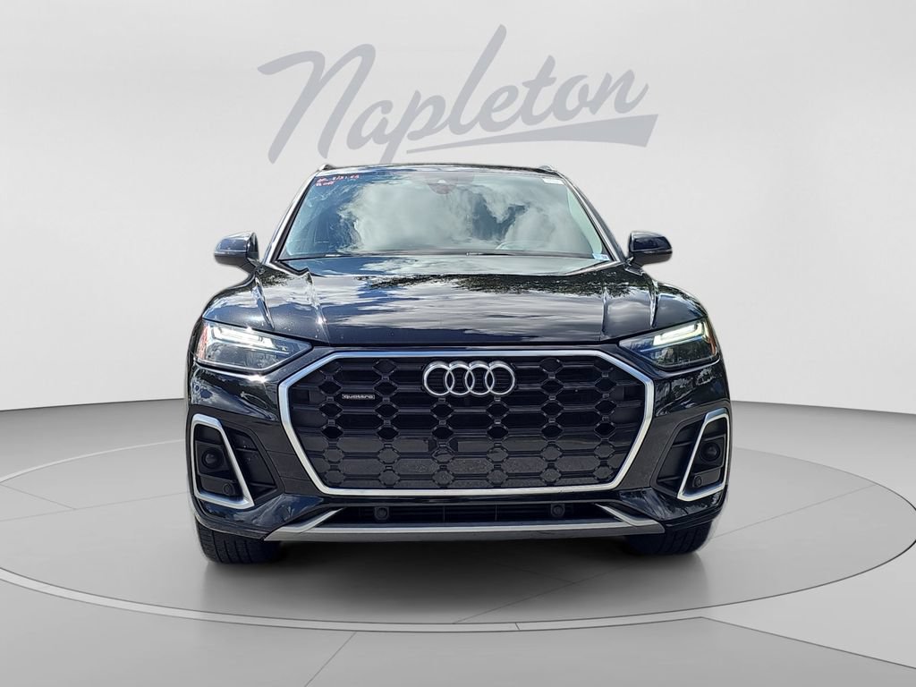 Used 2022 Audi Q5 2.0T Premium w/ Convenience Package AWD/4WD image 9