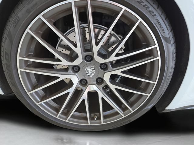 Used 2022 Porsche 911 Carrera S RWD image 36