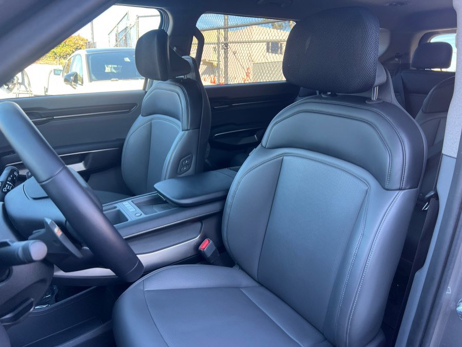 Used 2024 Kia EV9 Light Long Range image 21