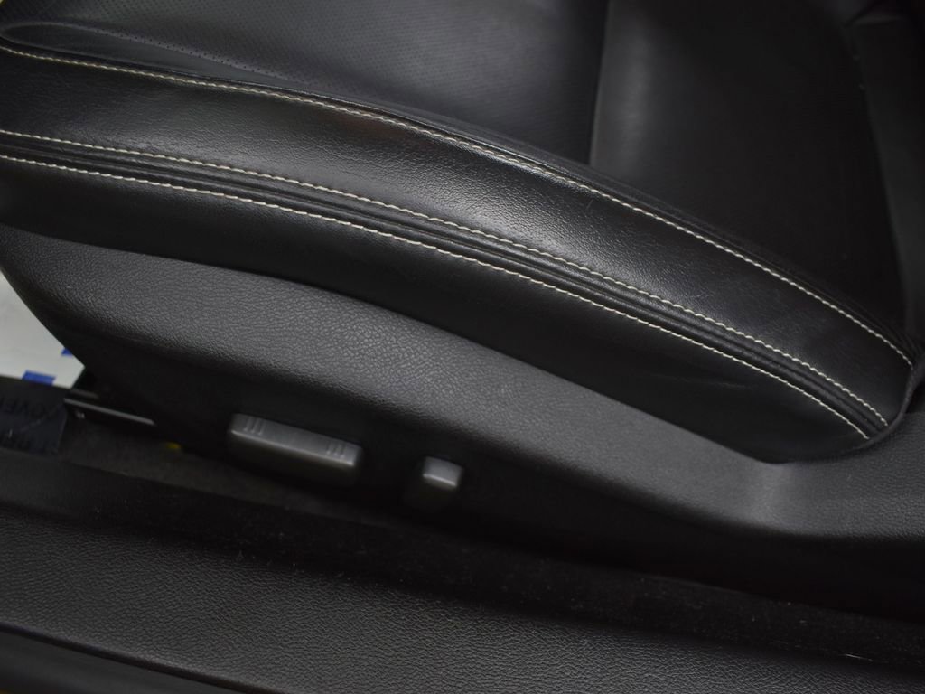 Used 2010 Chevrolet Camaro LT image 13