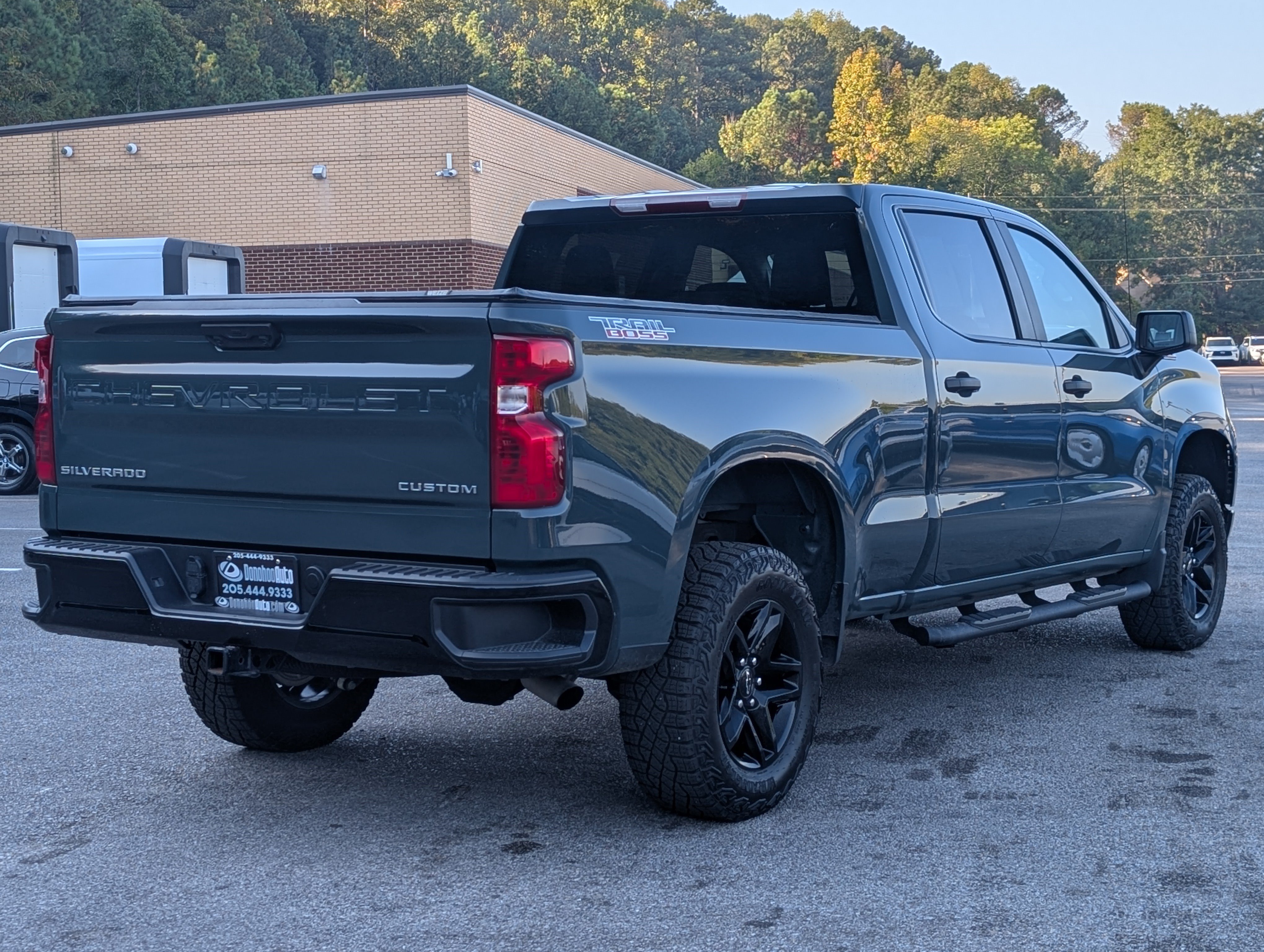 Used 2025 Chevrolet Silverado 1500 Custom Trail Boss AWD/4WD image 9